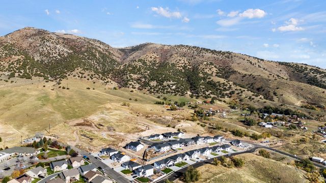 827 E JENNY LN, Morgan, UT 84050