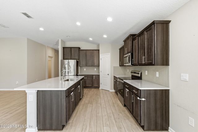 65784 EDGEWATER Drive, Yulee, FL 32097