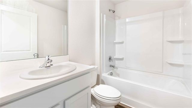 5718 SILVER FEATHER WAY, Palmetto, FL 34221