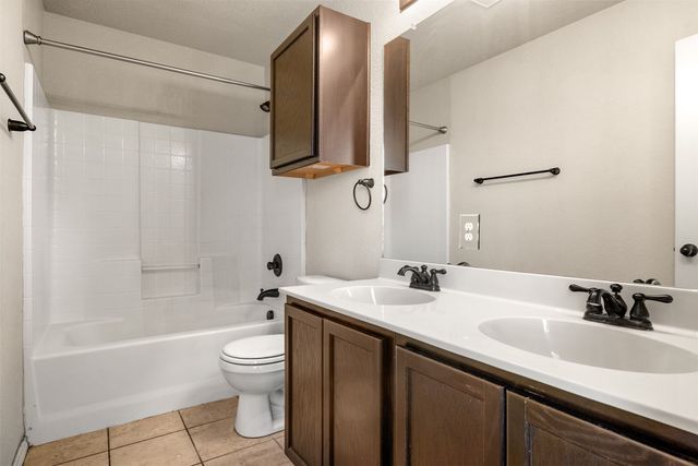 377 Orbit Drive, Lavon, TX 75166