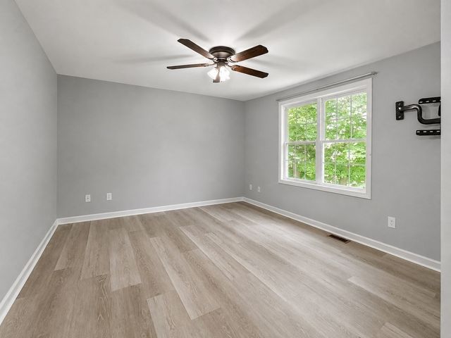 34-36 Hammond St 34, Bridgewater, MA 02324