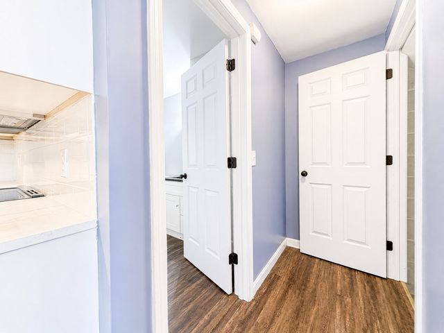 34-36 Hammond St 34, Bridgewater, MA 02324