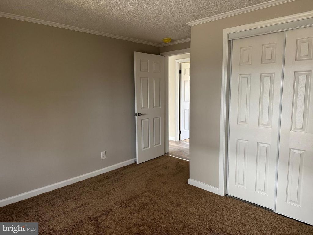 Image 19 of property listing at 21681 SHELBY ST, Great Mills, MD 20634