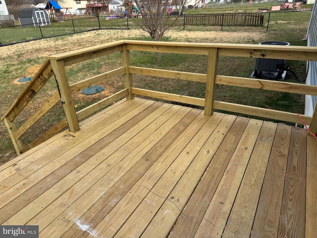 Image 25 of property listing at 21681 SHELBY ST, Great Mills, MD 20634