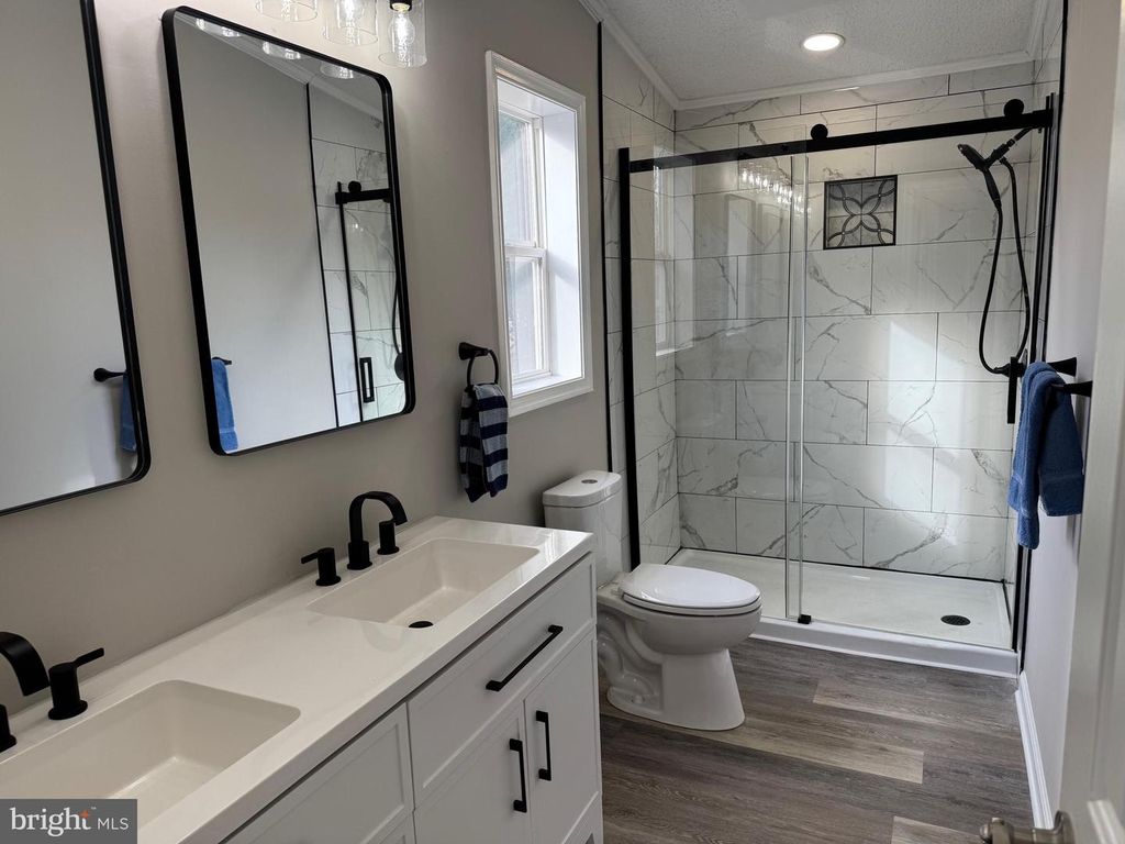 Image 4 of property listing at 21681 SHELBY ST, Great Mills, MD 20634