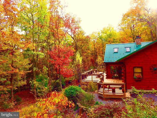 166 WOODVIEW RD, Biglerville, PA 17307