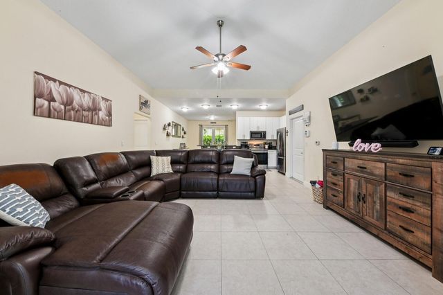 445 Lilac Court, West Palm Beach, FL 33407