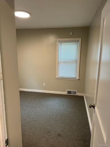 5521 CADIEUX Road, Detroit, MI 48224