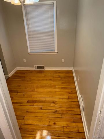 5521 CADIEUX Road, Detroit, MI 48224