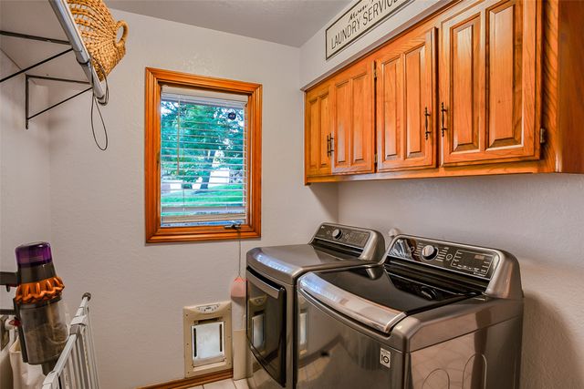 2100 Lakehill Court, Arlington, TX 76012