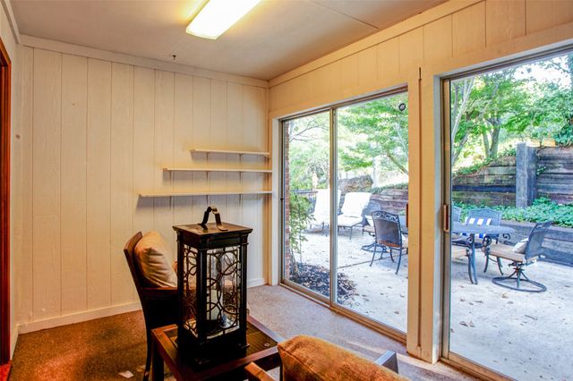 2100 Lakehill Court, Arlington, TX 76012