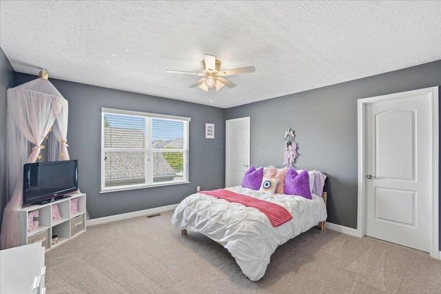 6412 Dickens Lane, Plain City, OH 43064