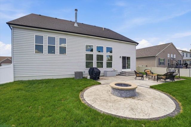 6412 Dickens Lane, Plain City, OH 43064
