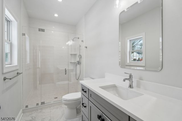 4 Plymouth Dr, Livingston Twp., NJ 07039