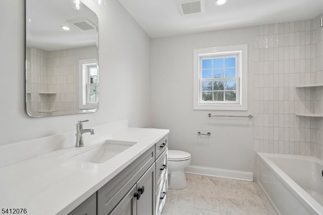 4 Plymouth Dr, Livingston Twp., NJ 07039