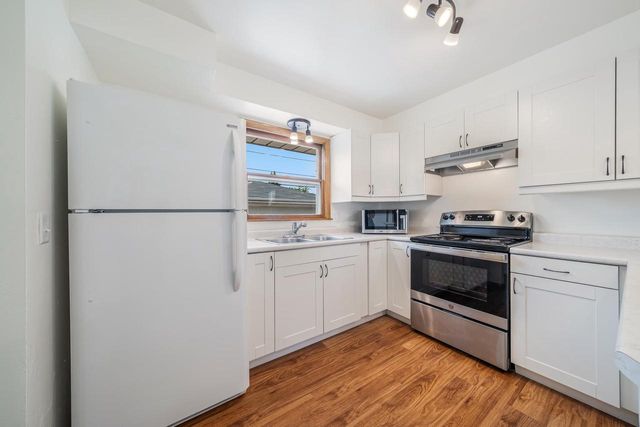 1500 E LINDBERGH STREET, Appleton, WI 54911
