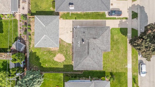 1500 E LINDBERGH STREET, Appleton, WI 54911