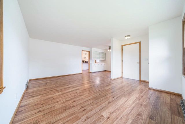 1500 E LINDBERGH STREET, Appleton, WI 54911