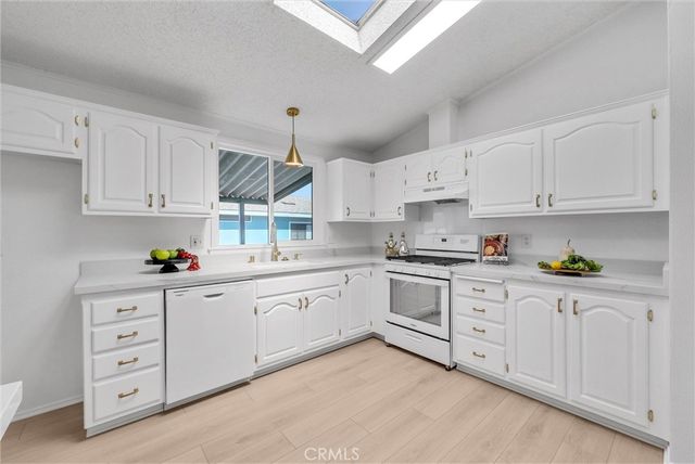 21650 Temescal Canyon Road 26, Corona, CA 92883