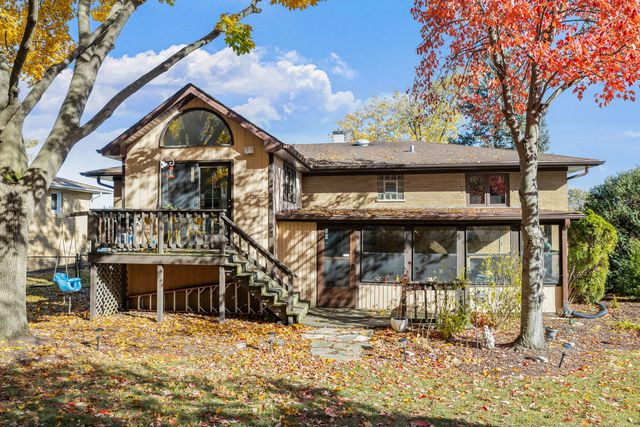 15340 Maple Drive, Oak Forest, IL 60452