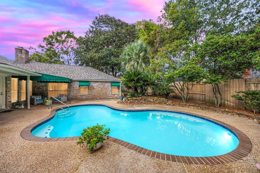 4211 Park Sands Lane, Houston, TX 77345