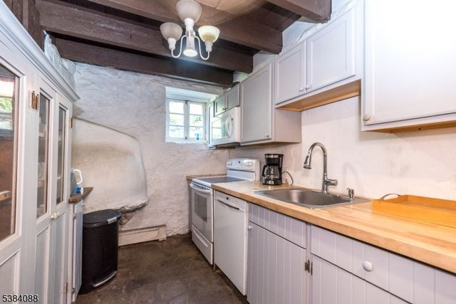 157 Route519, Pohatcong Twp., NJ 08865