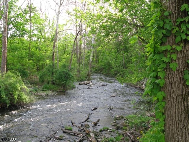 157 Route519, Pohatcong Twp., NJ 08865