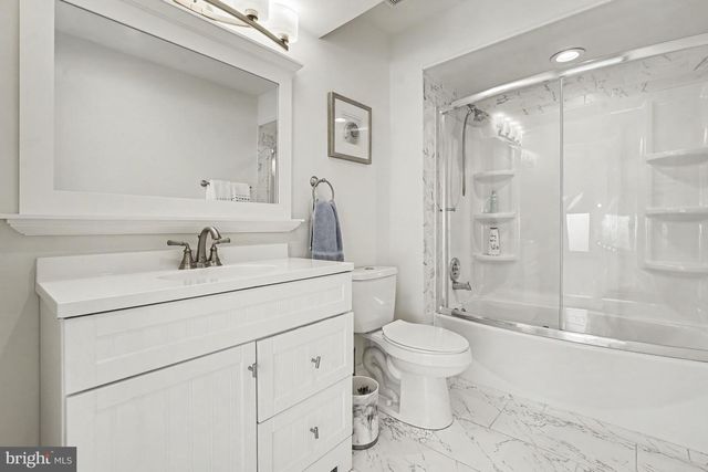 944 HEDGEROW CT, Blue Bell, PA 19422
