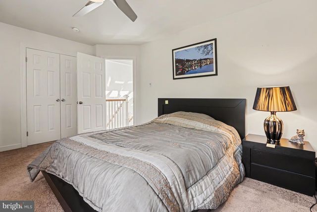 944 HEDGEROW CT, Blue Bell, PA 19422