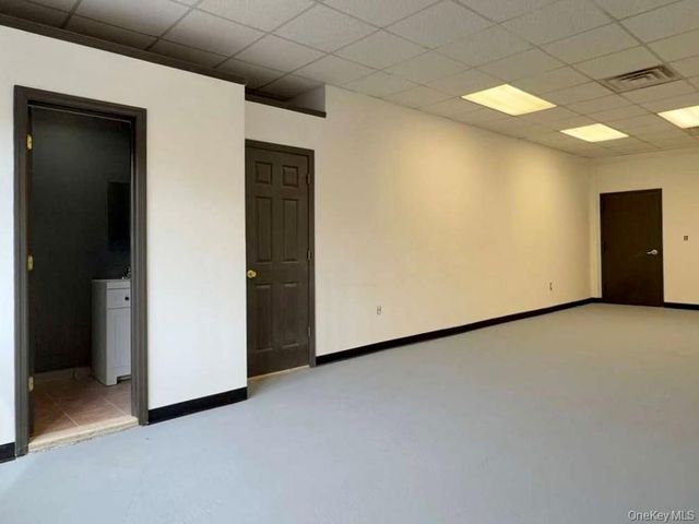 18-17 42 Street 2, Astoria, NY 11105
