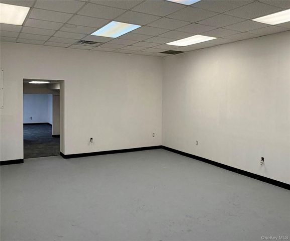 18-17 42 Street 2, Astoria, NY 11105