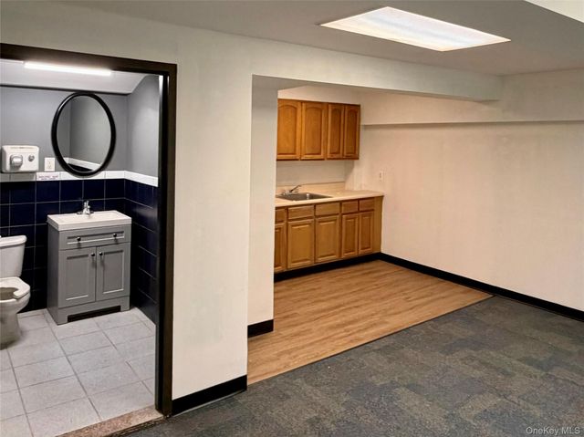 18-17 42 Street 2, Astoria, NY 11105