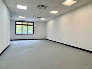 18-17 42 Street 2, Astoria, NY 11105