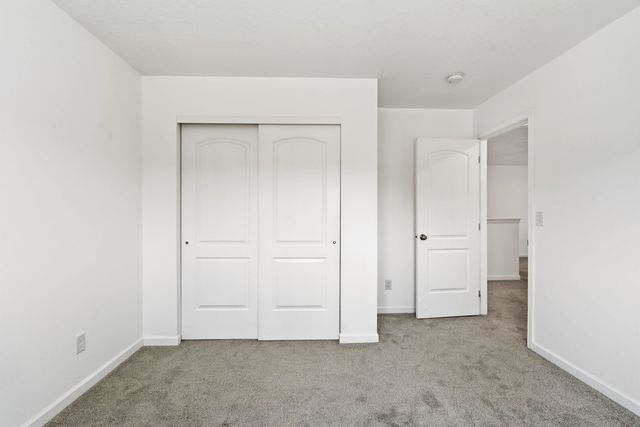 124 S Glenbrook Ct, Spokane Valley, WA 99016