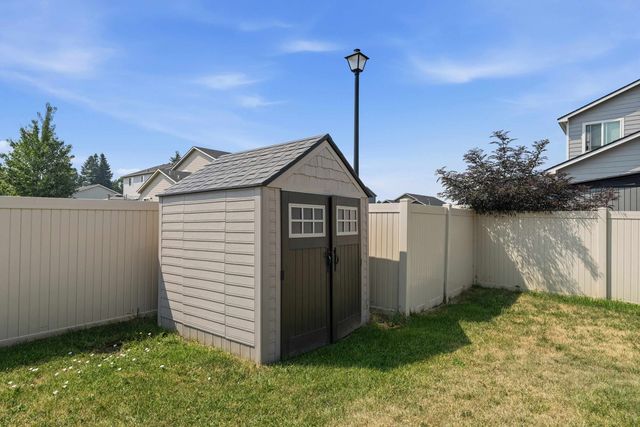 124 S Glenbrook Ct, Spokane Valley, WA 99016