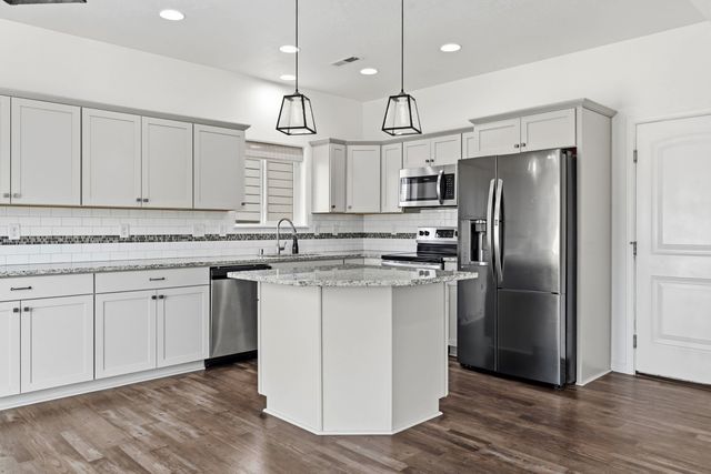 124 S Glenbrook Ct, Spokane Valley, WA 99016