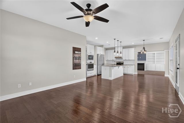 103 Cypress Loop, Bloomingdale, GA 31302