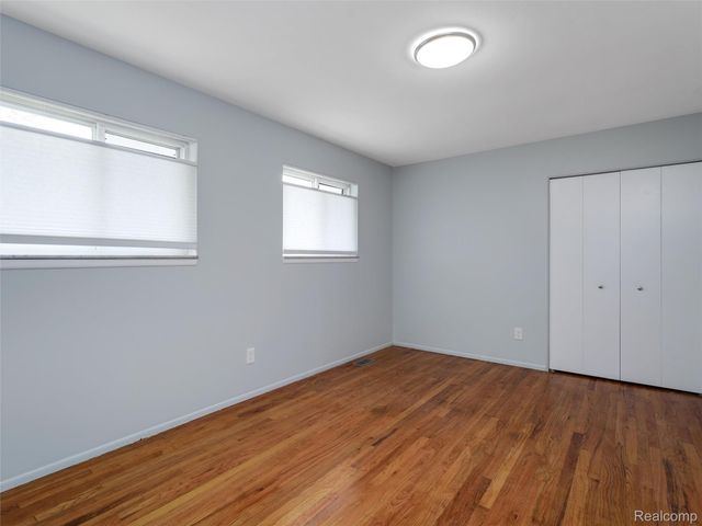 29242 Barkley Street, Livonia, MI 48154