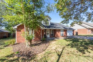 1108 Deerfield Meadow, Siloam Springs, AR 72761