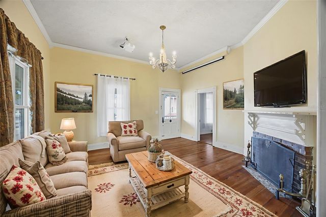 37508 CHURCH AVENUE, Dade City, FL 33525