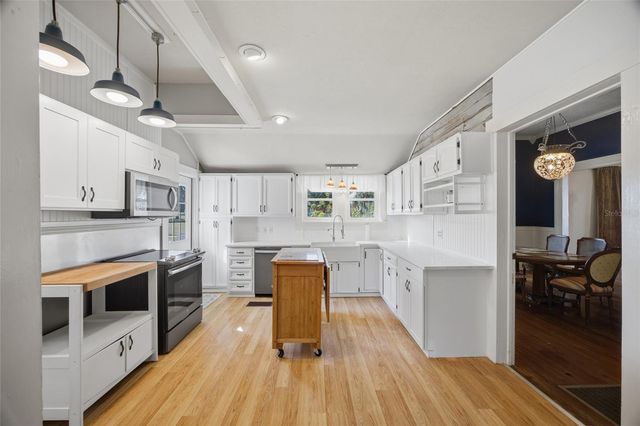 37508 CHURCH AVENUE, Dade City, FL 33525