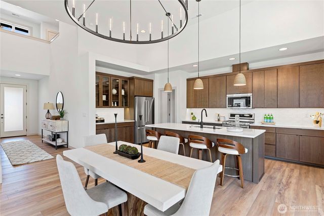 3233 NW Brianna Avenue, East Wenatchee, WA 98802