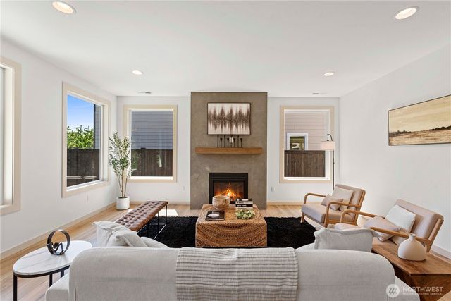 3233 NW Brianna Avenue, East Wenatchee, WA 98802