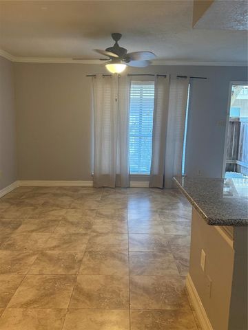 3919 Fairmont Parkway 205, Pasadena, TX 77504