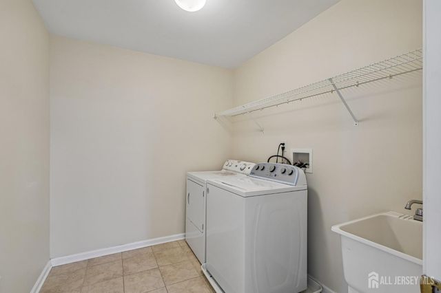67 Morgan Way, Monroe, NJ 08831
