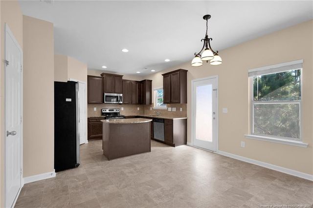 137 Salisbury Lane, Spring Lake, NC 28390