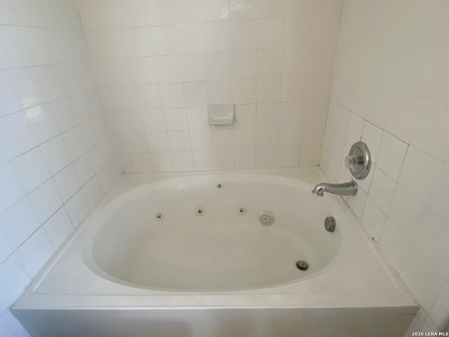 1423 Hunters Plane, San Antonio, TX 78245