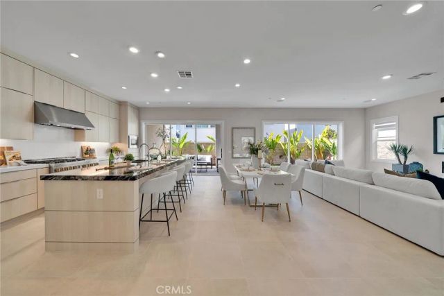 121 MULBERRY, Lake Forest, CA 92630