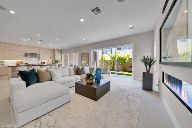 121 MULBERRY, Lake Forest, CA 92630