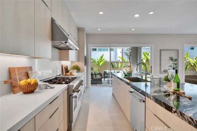 121 MULBERRY, Lake Forest, CA 92630